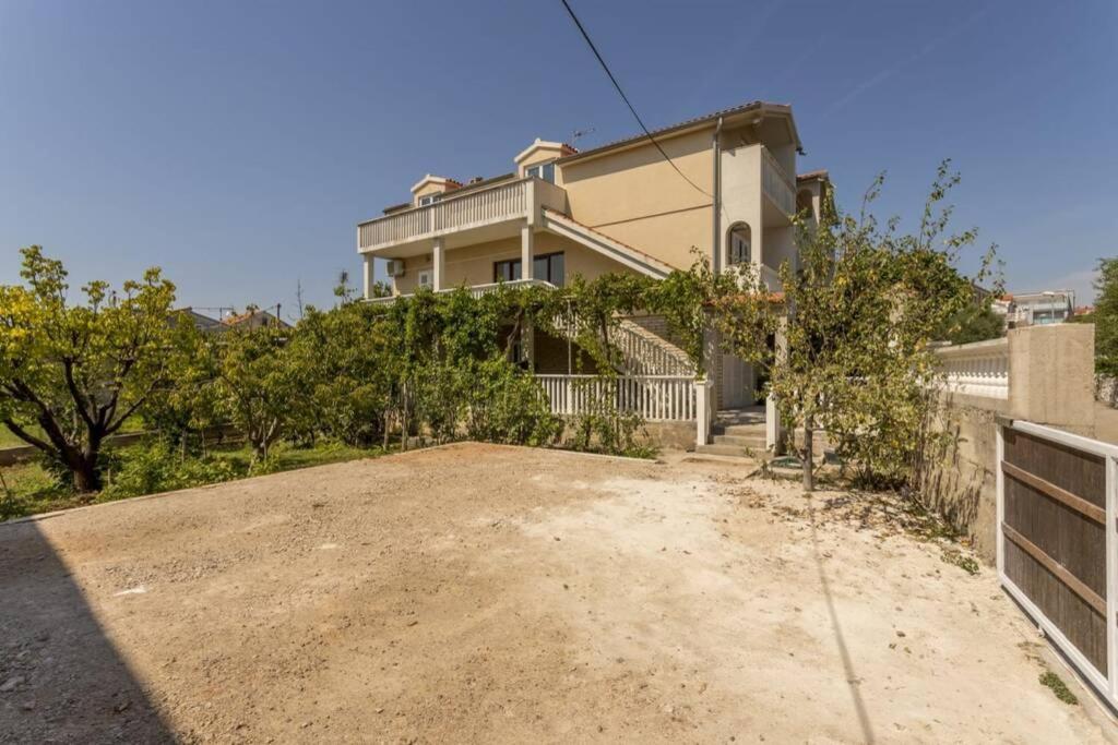 Royal Platinum Studio Apartment Vodice Exterior photo